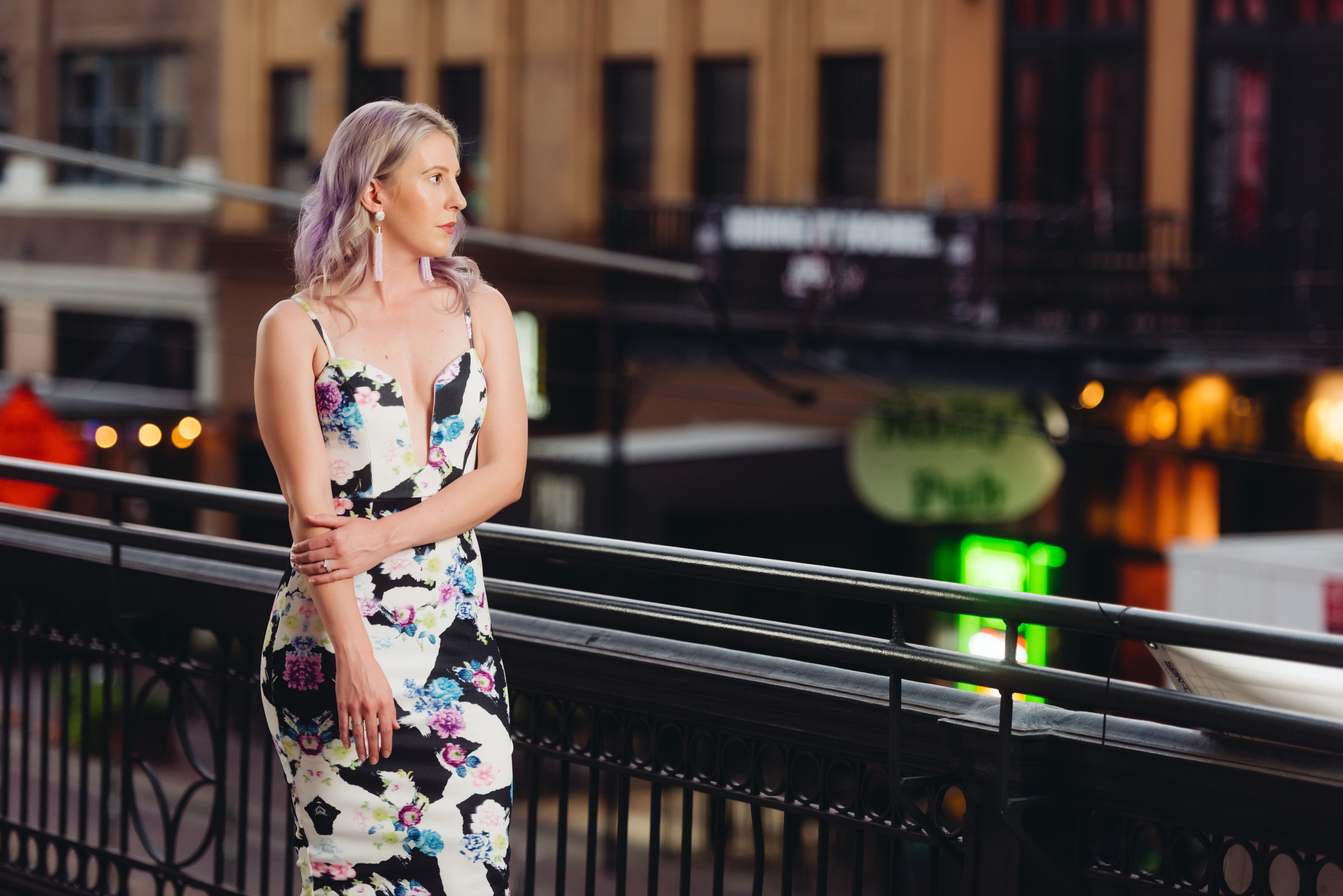 Fall Florals, Houston Photographer, Fashion Blogger, Style Blogger, Fashion, Houston Blogger, Downtown, Midi Dress - Midi Dress x Fall Florals by Houston fashion blogger Gracefully Sassy