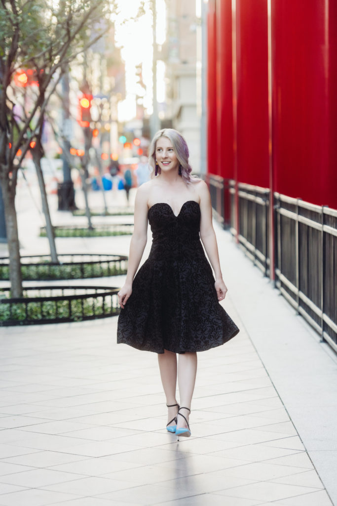 Fashion Blogger, Style Blogger, Houston Blogger, Houston Photographer, Velvet Midi Dress