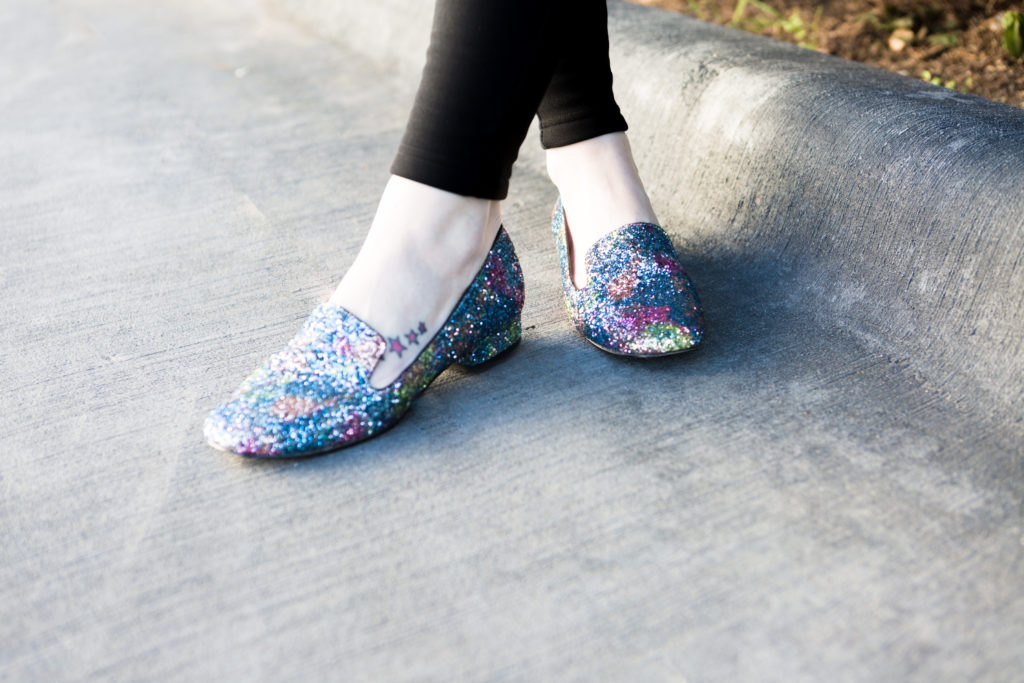 Fashion Blogger, Fashion blog, style blogger, style blog, glitter loafers, steve madden, kate spade, pink sweater, houston photographer