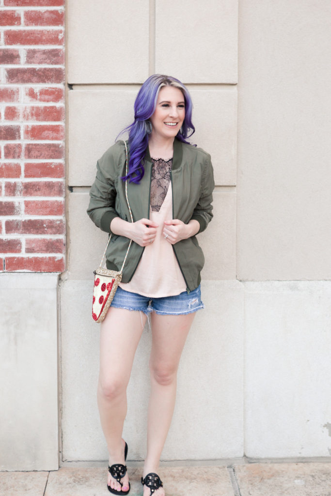 houston blogger, style blog, fashion blogger, blogger, gracefully sassy, lifestyle blogger, denim shorts, abercrombie, spring trends, summer trends, houston photographer, pravana, shein, jcrew, pizza purse