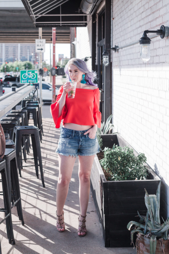 houston blogger, style blog, fashion blogger, style blogger, lifestyle blogger, blog, pravana, hm, asos, fashion, summer trends, off the shoudler top, distressed denim, abercrombie, houston photographer, gracefully sassy