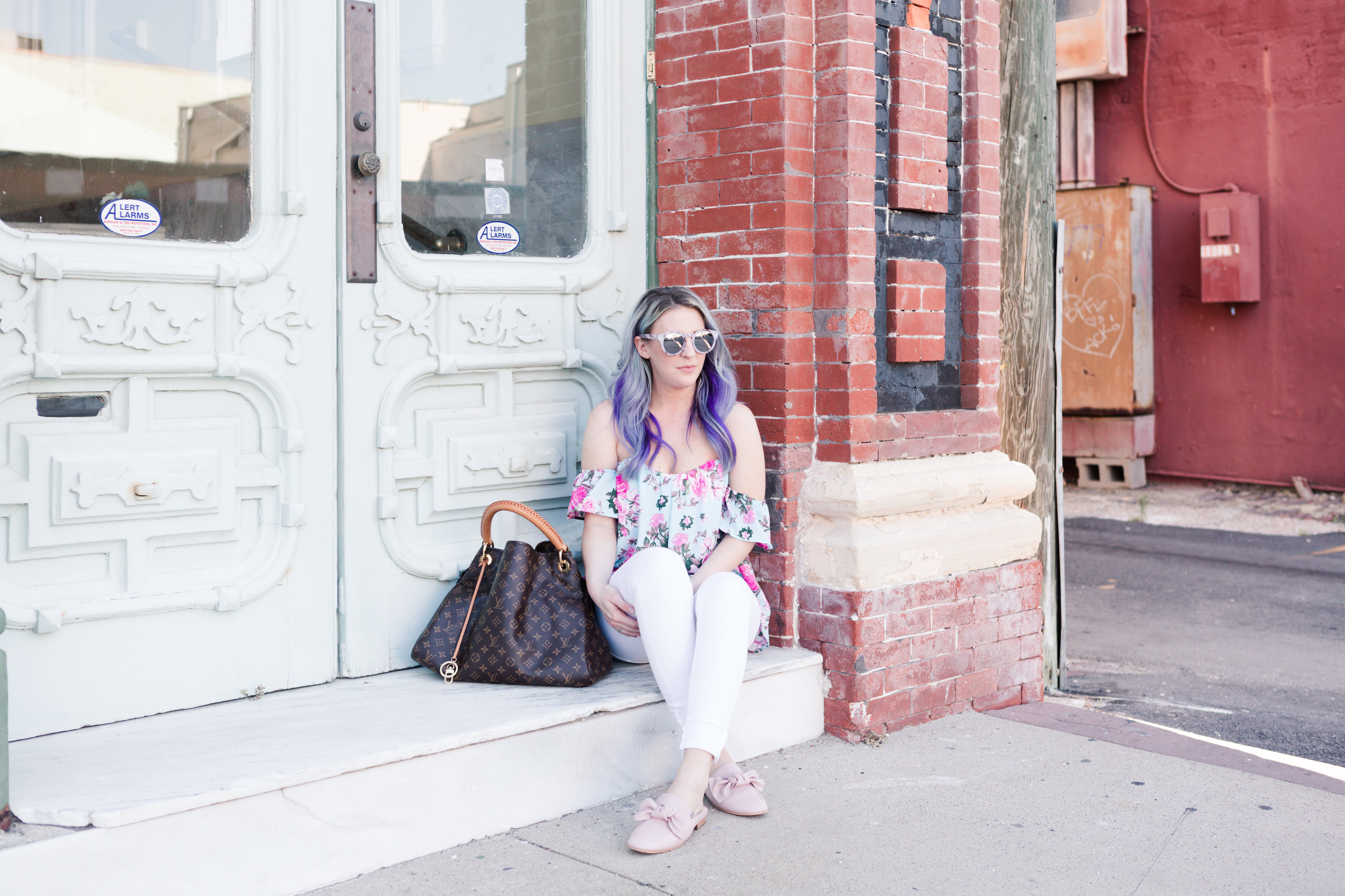 houston blogger, style blog, fashion blogger, francesca's boutique, american eagle, nordstrom, bow mules, louis vuitton, houston photographer, pravana, summer style, summer trends